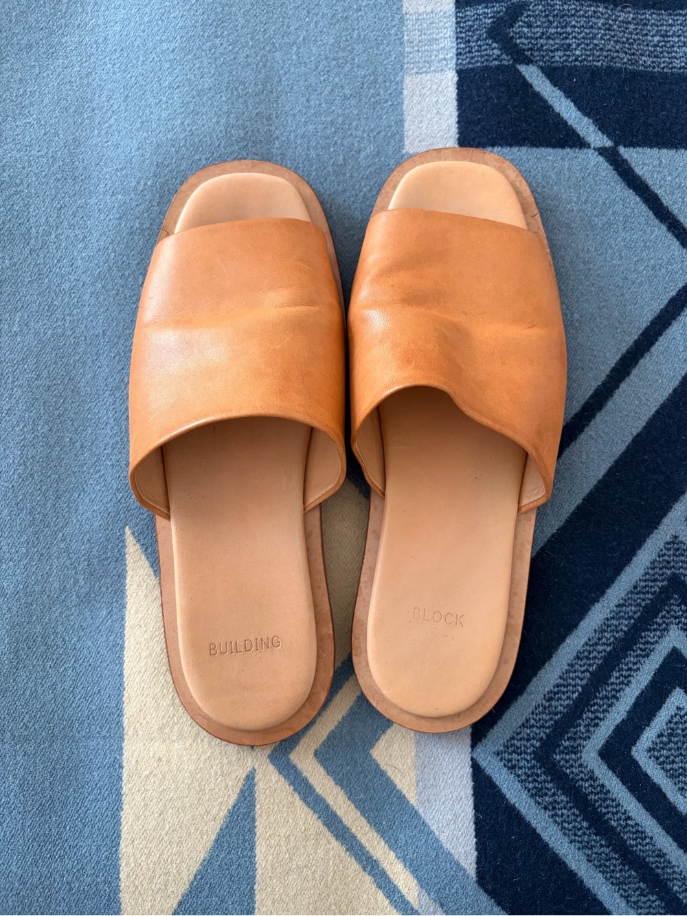 BUILDING BLOCK Tan Leather Slide Sandal